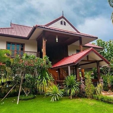 Little-Teak Homestay Chiang Mai Exteriör bild