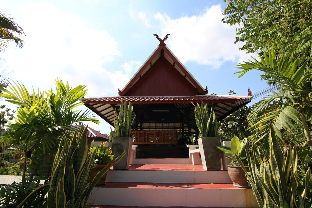 Little-Teak Homestay Chiang Mai Exteriör bild