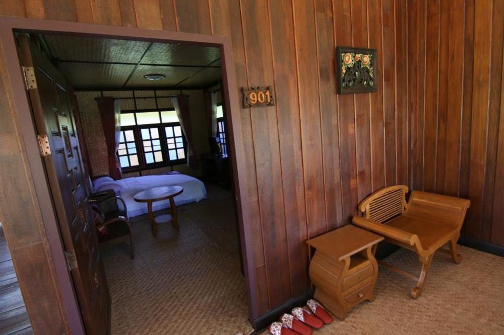 Little-Teak Homestay Chiang Mai Exteriör bild
